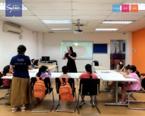 Nên cho con học Cambridge hay IELTS ở cấp 2? Phân tích từ chuyên gia Sylvan
